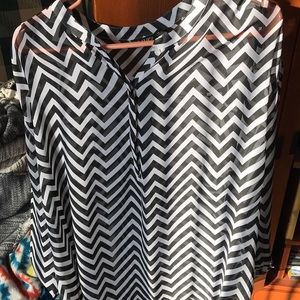 Black and White Chevron Top